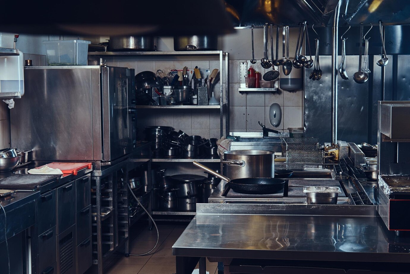 En este momento estás viendo Cuánto cuesta realmente montar una cocina profesional